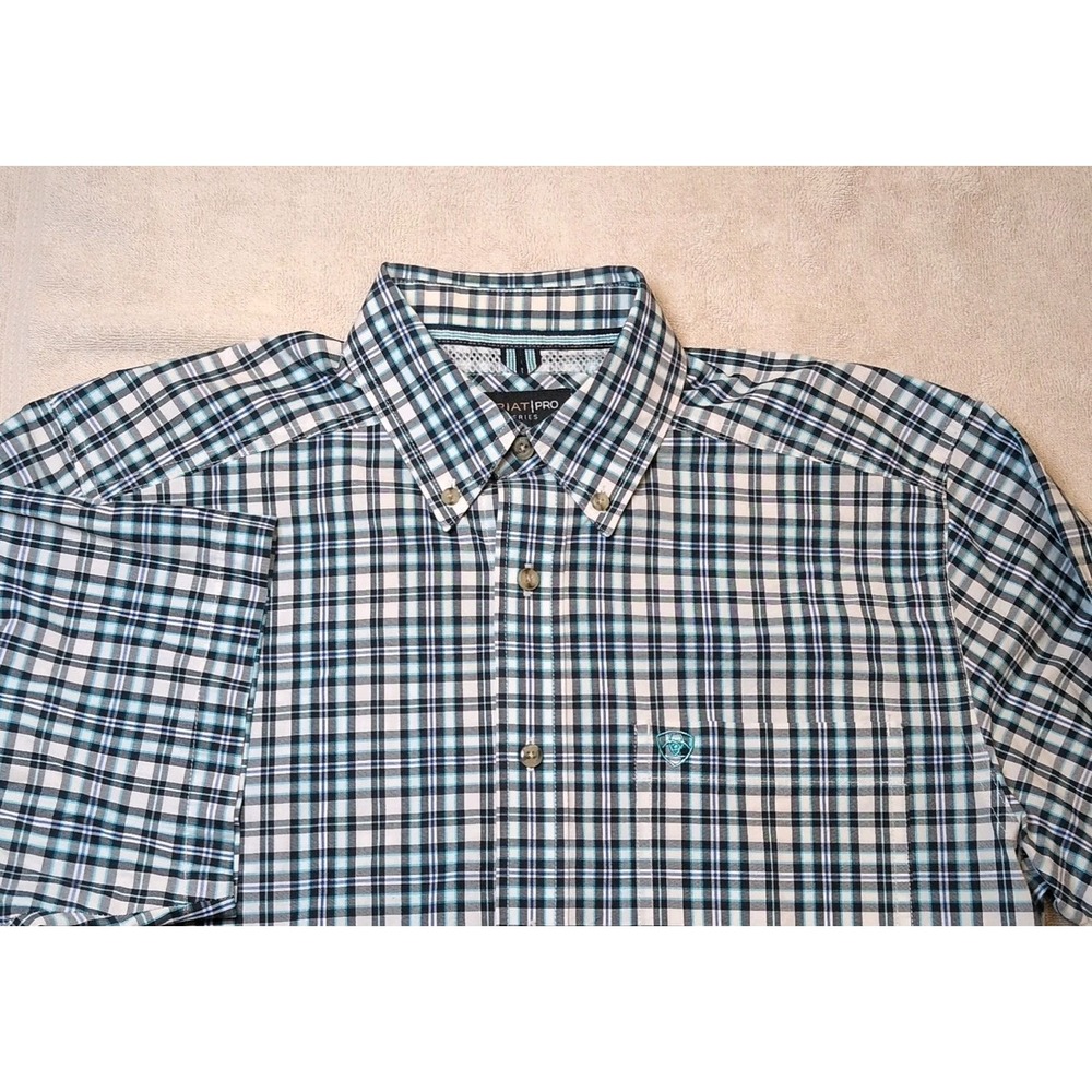Ariat Pro Series Mens Sz Medium Black White Plaid Short Sleeve Button Down Shirt